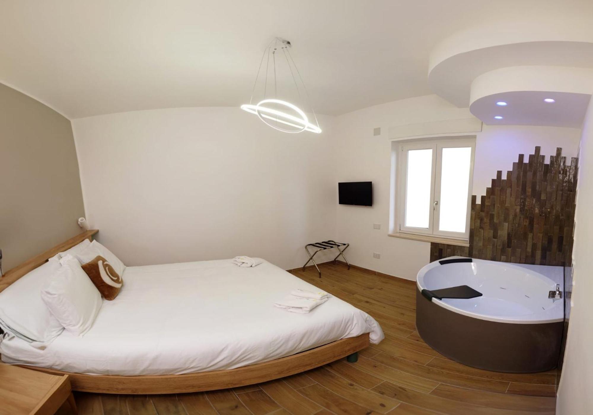 Apartamento Three Moons Boutique House/Calypso Salerno Exterior foto
