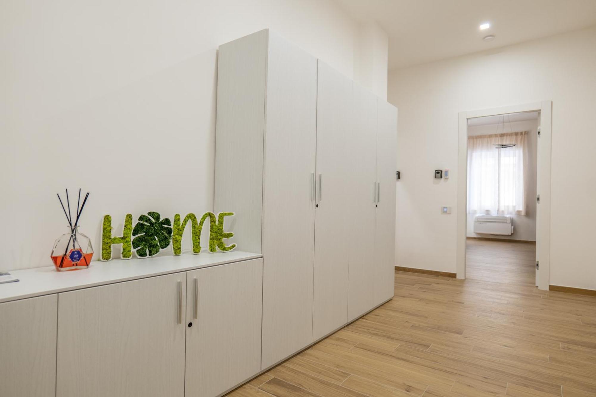 Apartamento Three Moons Boutique House/Calypso Salerno Exterior foto